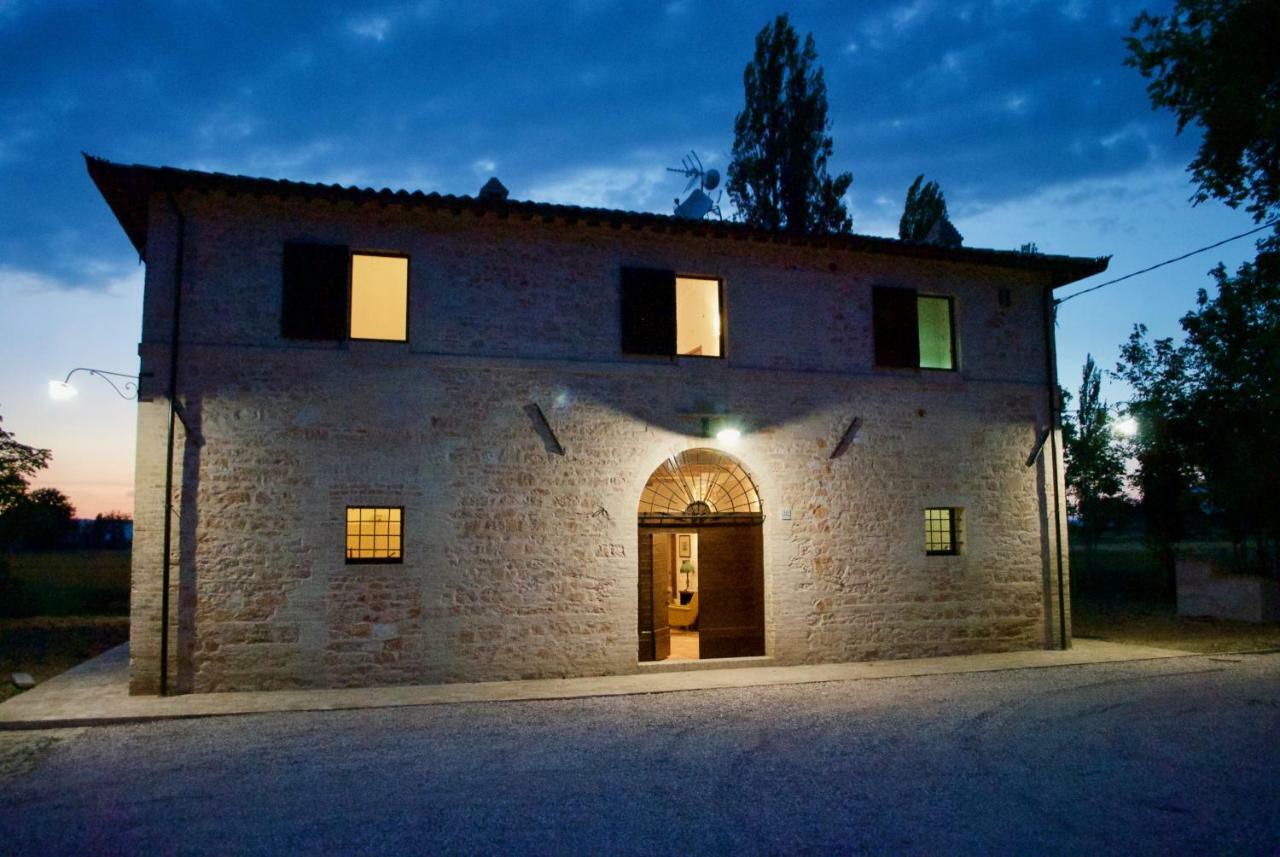 Villa Licinia Фолиньо Екстериор снимка