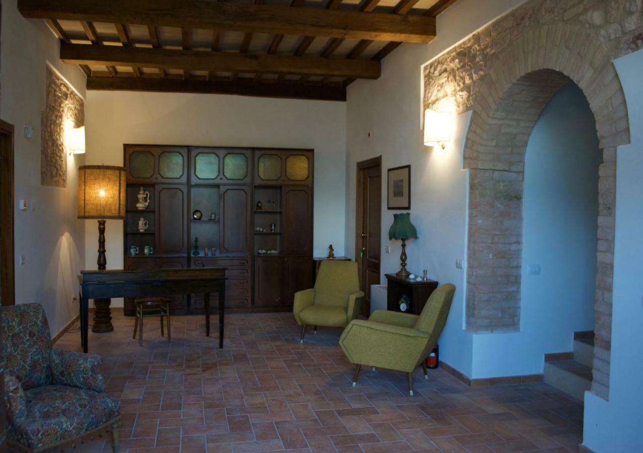Villa Licinia Фолиньо Екстериор снимка