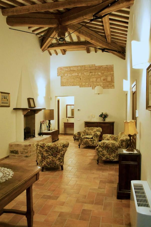 Villa Licinia Фолиньо Екстериор снимка
