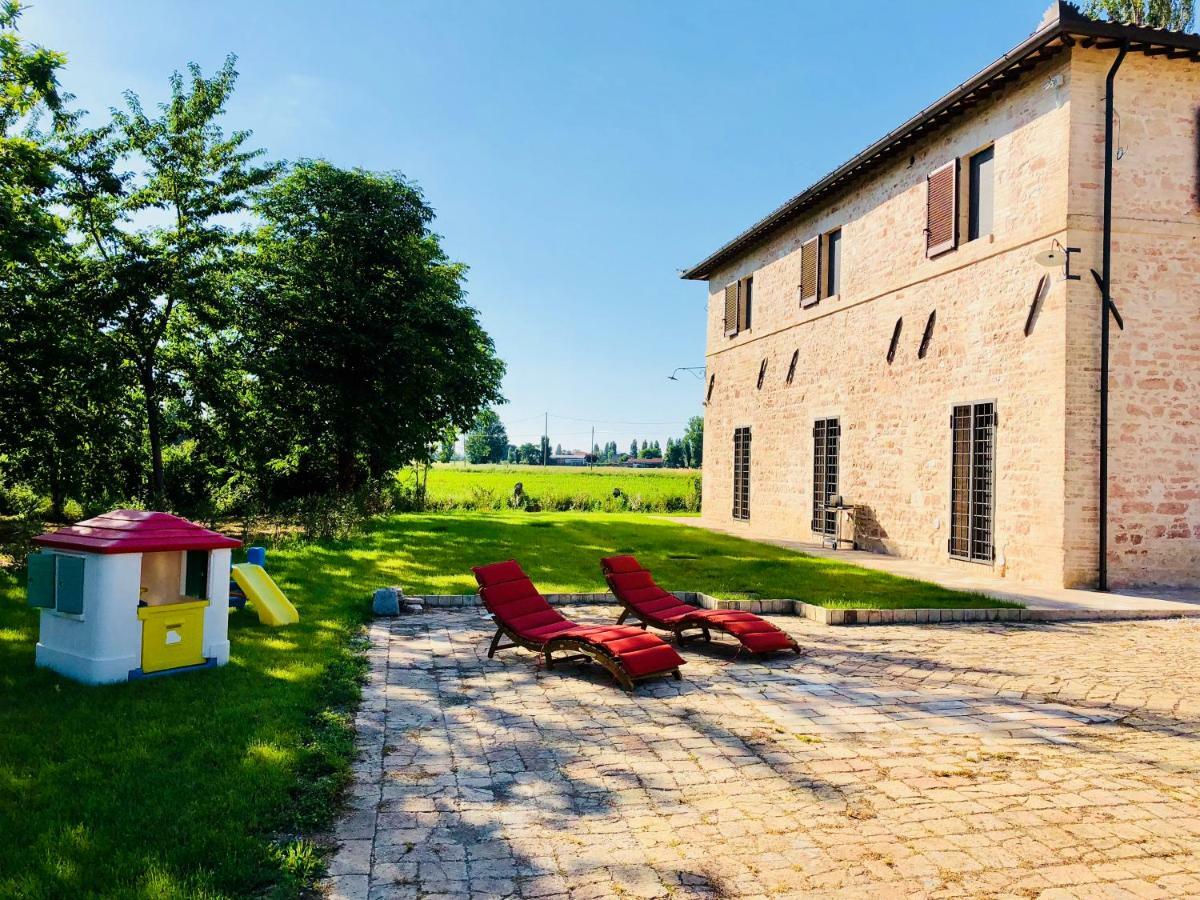 Villa Licinia Фолиньо Екстериор снимка