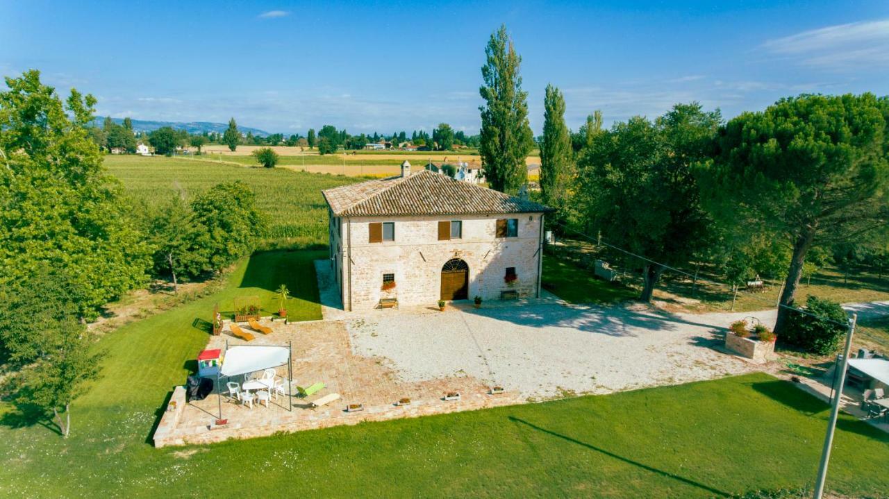 Villa Licinia Фолиньо Екстериор снимка
